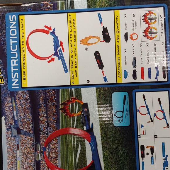 Dallas Cowboy Stunt Racers - Picture 4 of 8